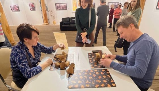 Выставка «Иллюзии Страны Восходящего Солнца»